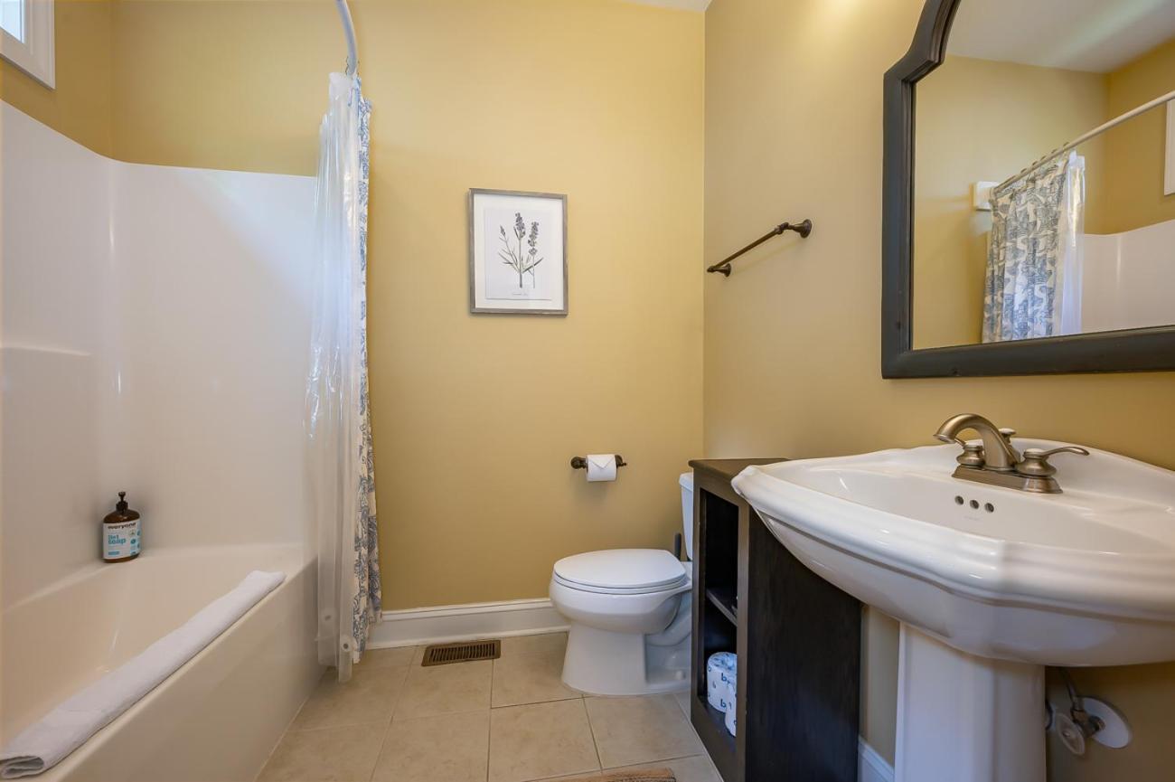 Buttercup Cottage Asheville Esterno foto