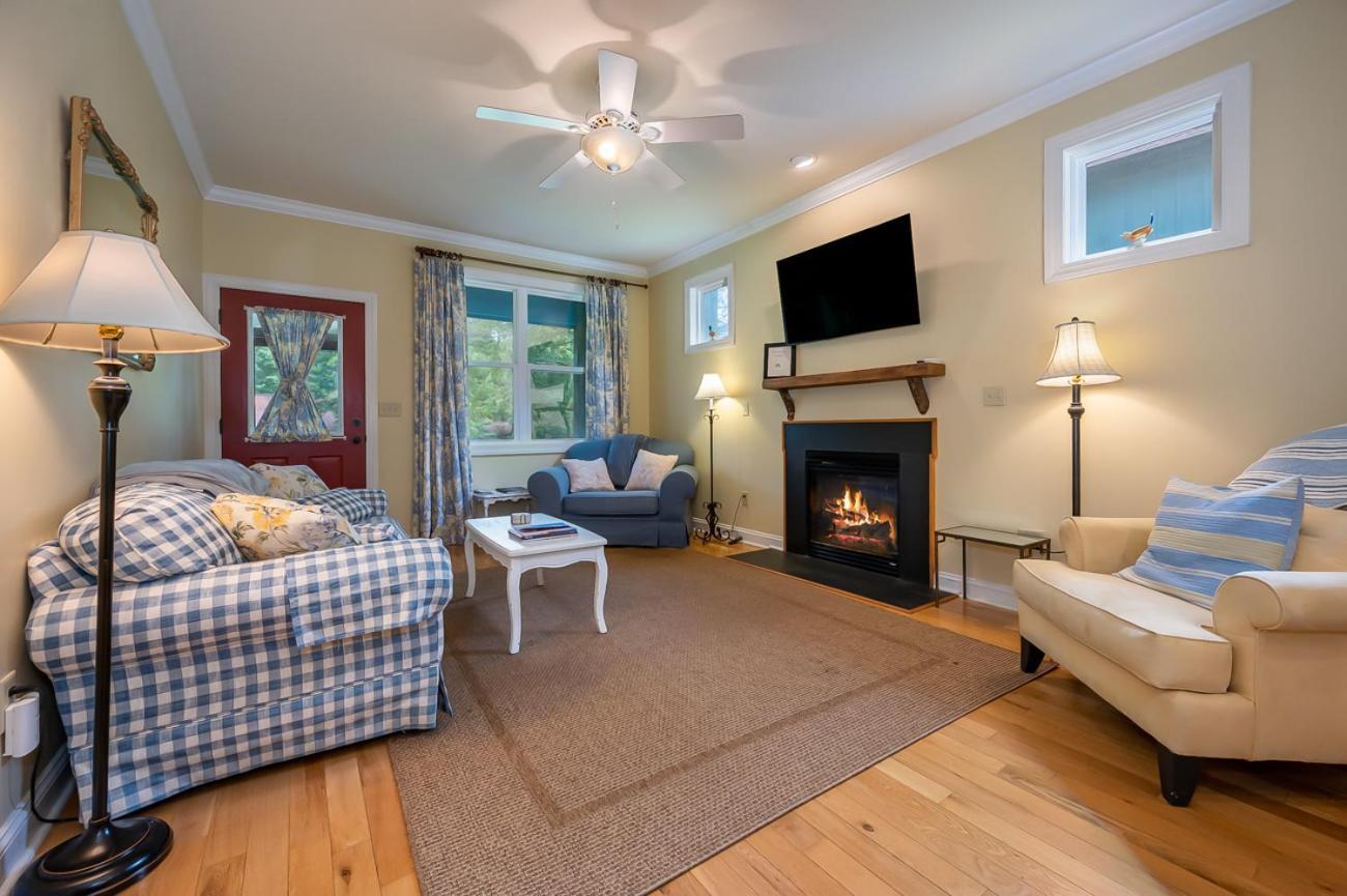 Buttercup Cottage Asheville Esterno foto